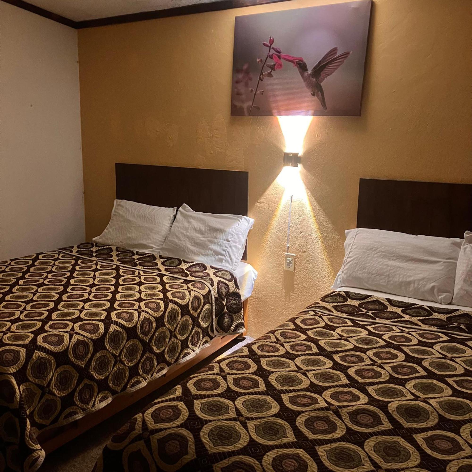 Hotel Santa Fe 奇格纳瓦潘 外观 照片