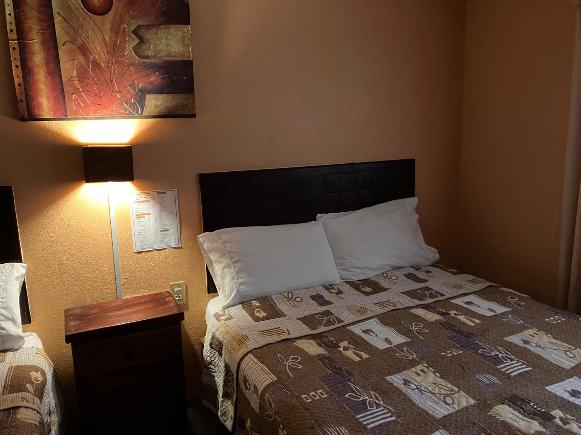 Hotel Santa Fe 奇格纳瓦潘 外观 照片