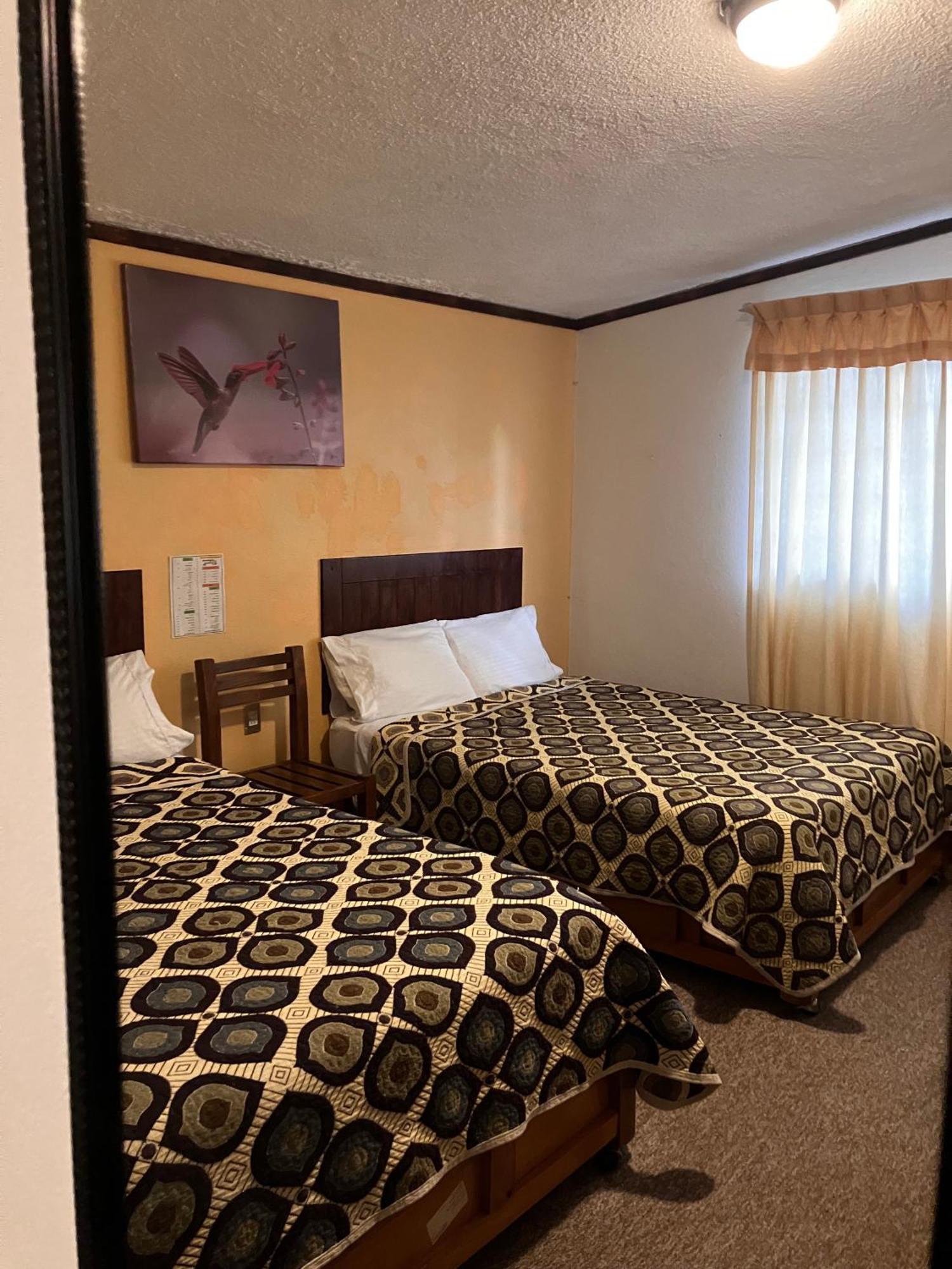 Hotel Santa Fe 奇格纳瓦潘 外观 照片